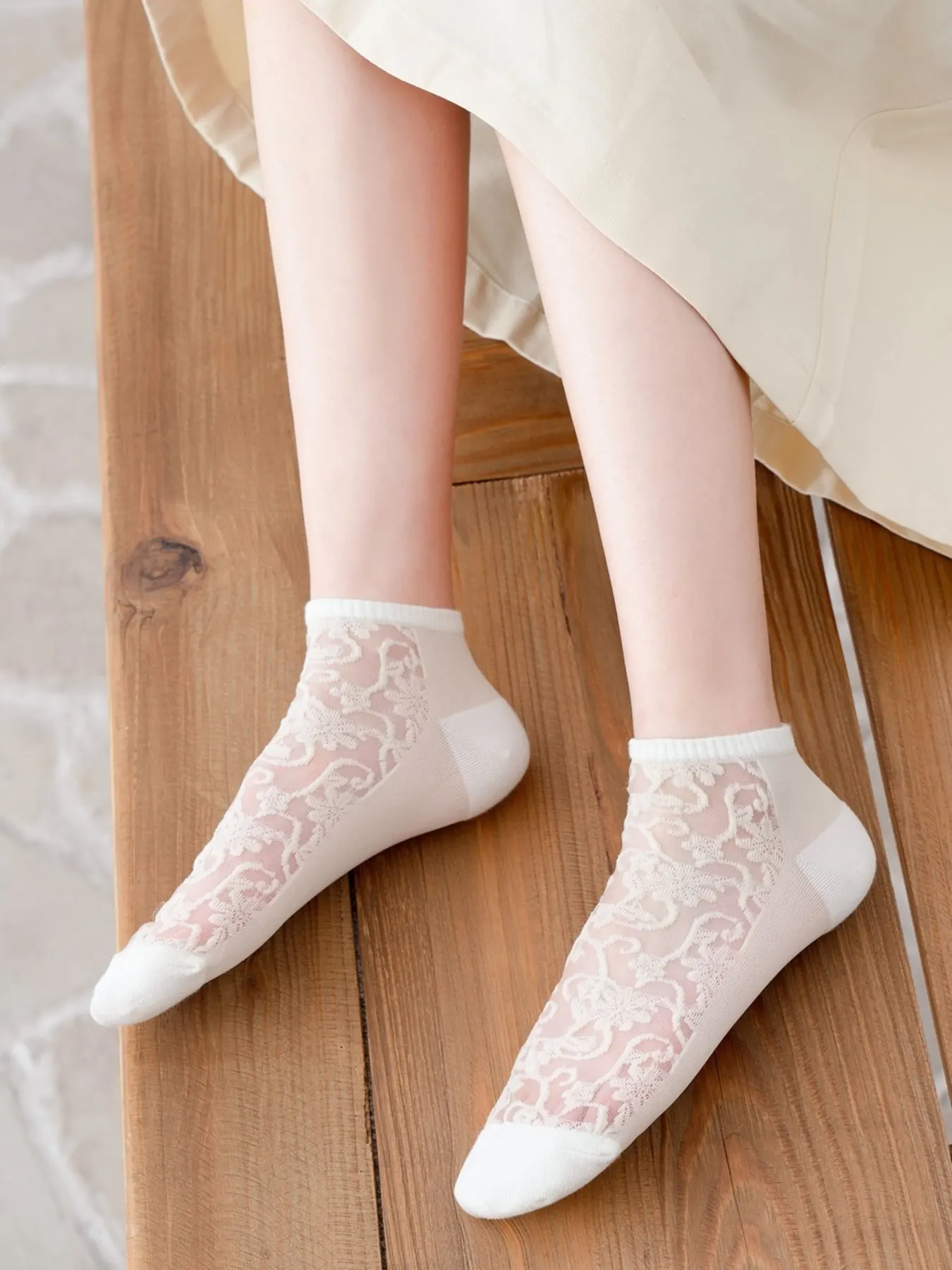 Lace Ankle Socks