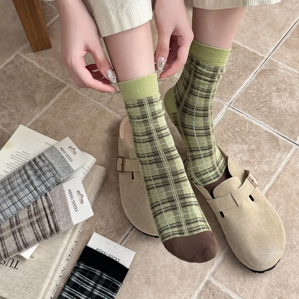 Plaid Mid-Calf Cotton Socks